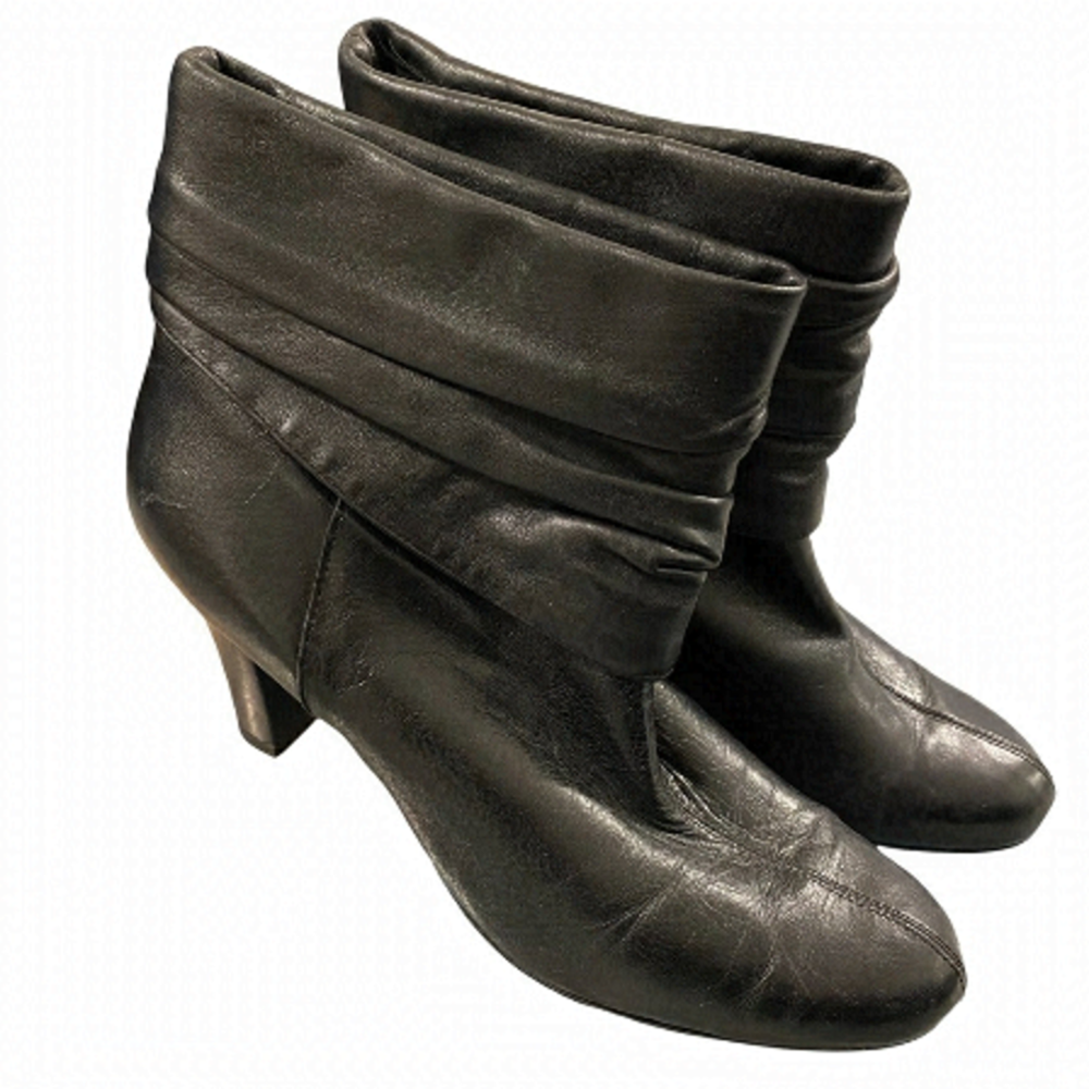 NINE West leather booties